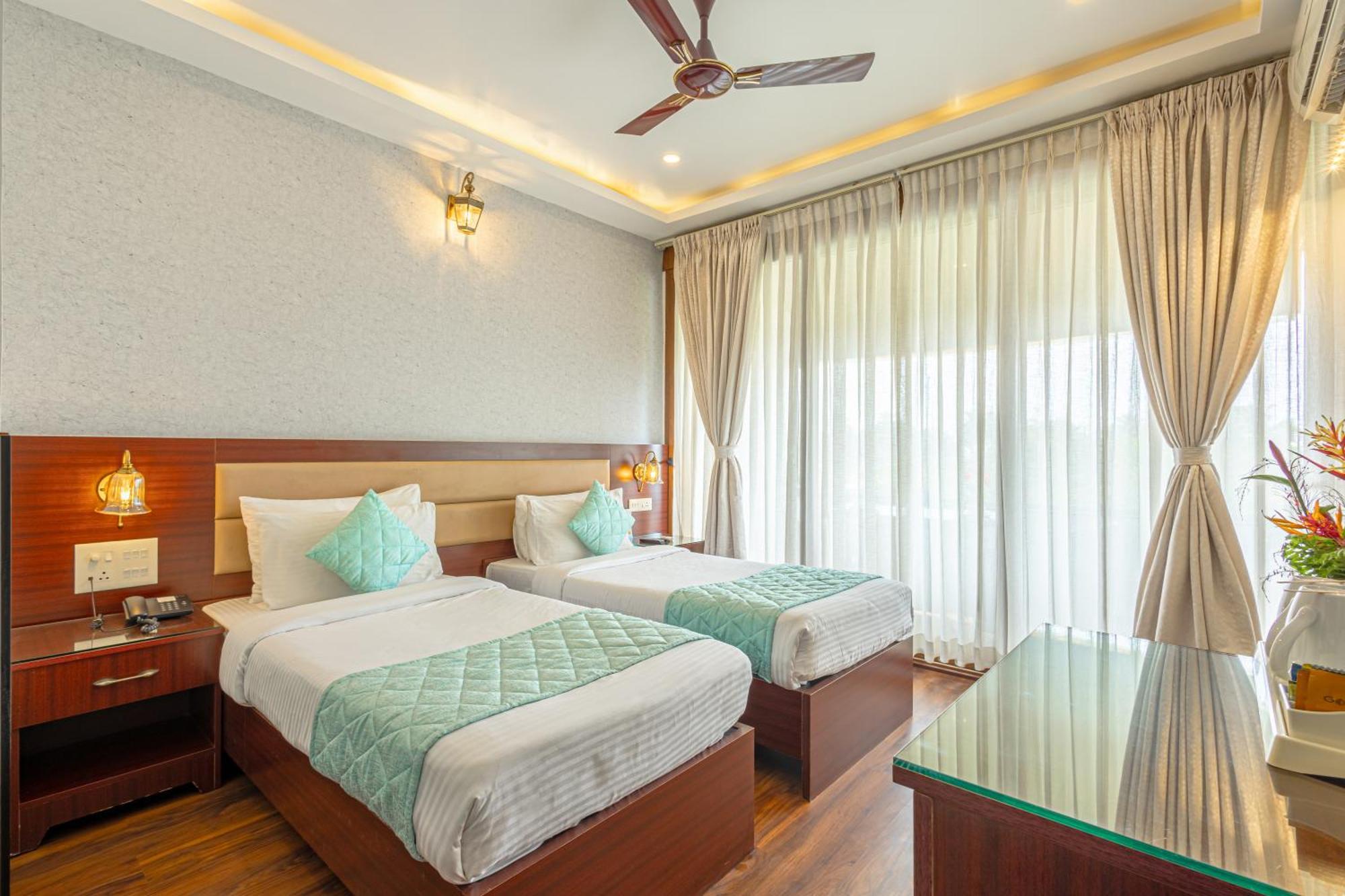 Salcete Beach Resort Colva Exterior photo